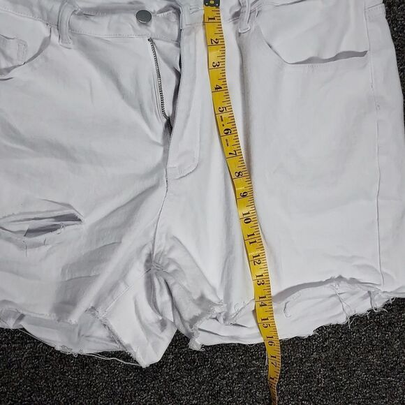 Shein Curve 4XL White Jean Denim Shorts - Picture 6 of 8